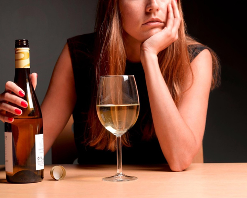 Анонимное лечение женского алкоголизма в Адлере